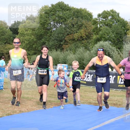 31.08.2025 - Elbe Triathlon Hamburg Strokosch-Dieckow http://msf.ph/oto/8658726 31.08.2025 16:46:05 Ziel  meine-sportfotos.de