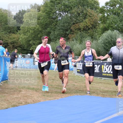31.08.2025 - Elbe Triathlon Hamburg Strokosch-Dieckow http://msf.ph/oto/8658751 31.08.2025 16:48:47 Ziel  meine-sportfotos.de