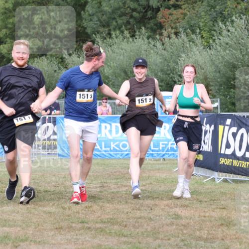 31.08.2025 - Elbe Triathlon Hamburg Strokosch-Dieckow http://msf.ph/oto/8658767 31.08.2025 16:58:32 Ziel  meine-sportfotos.de