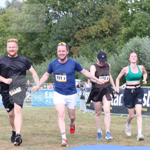 31.08.2025 - Elbe Triathlon Hamburg Strokosch-Dieckow http://msf.ph/oto/8658776 31.08.2025 16:58:35 Ziel  meine-sportfotos.de