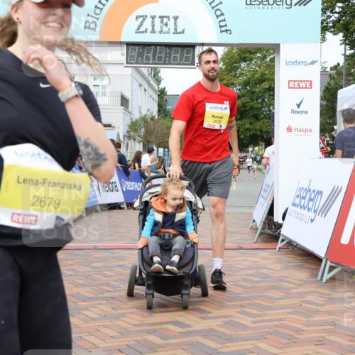 31.08.2025 - 21. Blankeneser Heldenlauf Strokosch-Dieckow http://msf.ph/oto/8659058 31.08.2025 10:32:04 Ziel 2679, 2678, 2222, 2567, 2734, 2735, 2105, 2228, 2501 meine-sportfotos.de