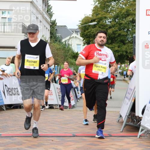 31.08.2025 - 21. Blankeneser Heldenlauf Strokosch-Dieckow http://msf.ph/oto/8659066 31.08.2025 10:31:57 Ziel 2222, 2567, 2077, 2407, 2462, 2734, 2735, 2105, 2278, 2228, 2501 meine-sportfotos.de
