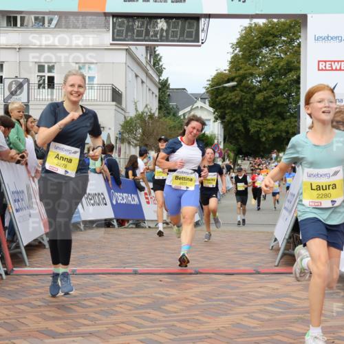 31.08.2025 - 21. Blankeneser Heldenlauf Strokosch-Dieckow http://msf.ph/oto/8659083 31.08.2025 10:31:50 Ziel 2077, 2407, 2280, 2462, 2340, 2278 meine-sportfotos.de