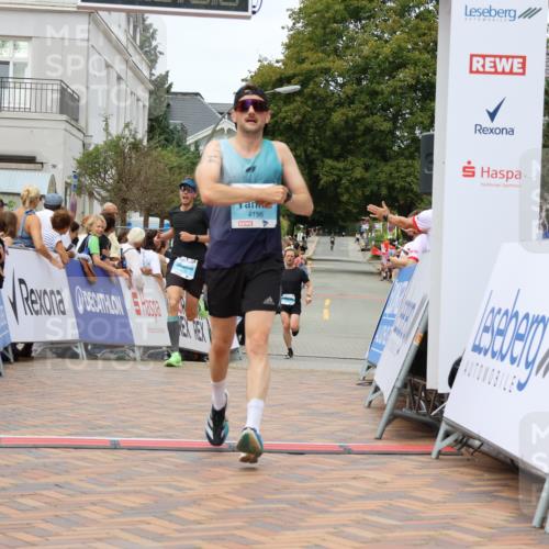 31.08.2025 - 21. Blankeneser Heldenlauf Strokosch-Dieckow http://msf.ph/oto/8659186 31.08.2025 11:54:32 Ziel 4196, 4036 meine-sportfotos.de