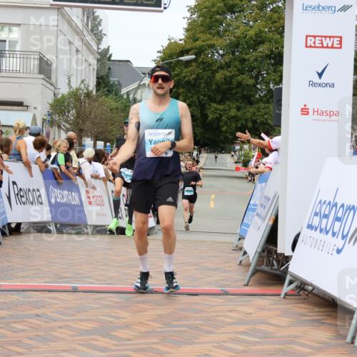 31.08.2025 - 21. Blankeneser Heldenlauf Strokosch-Dieckow http://msf.ph/oto/8659190 31.08.2025 11:54:32 Ziel 4196, 4036 meine-sportfotos.de