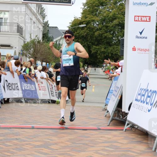 31.08.2025 - 21. Blankeneser Heldenlauf Strokosch-Dieckow http://msf.ph/oto/8659200 31.08.2025 11:54:32 Ziel 4196, 4036 meine-sportfotos.de