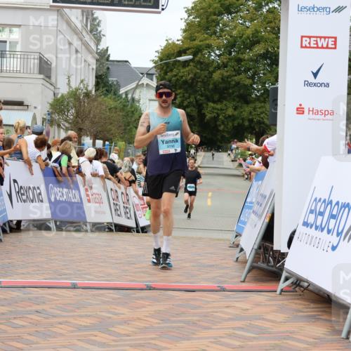 31.08.2025 - 21. Blankeneser Heldenlauf Strokosch-Dieckow http://msf.ph/oto/8659216 31.08.2025 11:54:32 Ziel 4196, 4036 meine-sportfotos.de