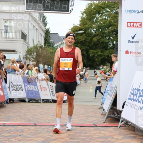 31.08.2025 - 21. Blankeneser Heldenlauf Strokosch-Dieckow http://msf.ph/oto/8659223 31.08.2025 11:54:08 Ziel 5803 meine-sportfotos.de