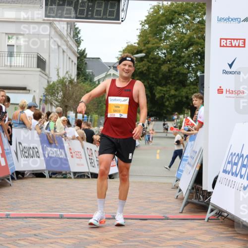 31.08.2025 - 21. Blankeneser Heldenlauf Strokosch-Dieckow http://msf.ph/oto/8659229 31.08.2025 11:54:08 Ziel 5803 meine-sportfotos.de