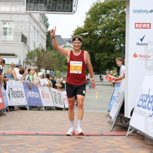 31.08.2025 - 21. Blankeneser Heldenlauf Strokosch-Dieckow http://msf.ph/oto/8659244 31.08.2025 11:54:08 Ziel 5803 meine-sportfotos.de