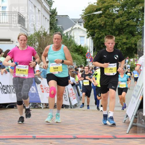31.08.2025 - 21. Blankeneser Heldenlauf Strokosch-Dieckow http://msf.ph/oto/8659292 31.08.2025 10:30:51 Ziel 2179, 2594, 2376, 2279, 2168, 2600, 2206, 2309, 2310 meine-sportfotos.de
