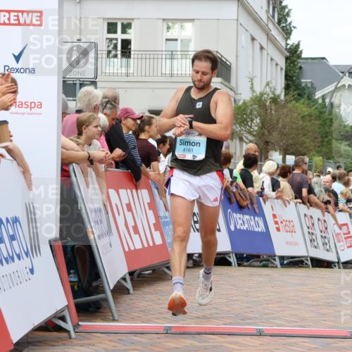 31.08.2025 - 21. Blankeneser Heldenlauf Strokosch-Dieckow http://msf.ph/oto/8659361 31.08.2025 11:49:52 Ziel 4161 meine-sportfotos.de