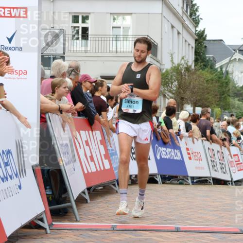 31.08.2025 - 21. Blankeneser Heldenlauf Strokosch-Dieckow http://msf.ph/oto/8659363 31.08.2025 11:49:52 Ziel 4161 meine-sportfotos.de