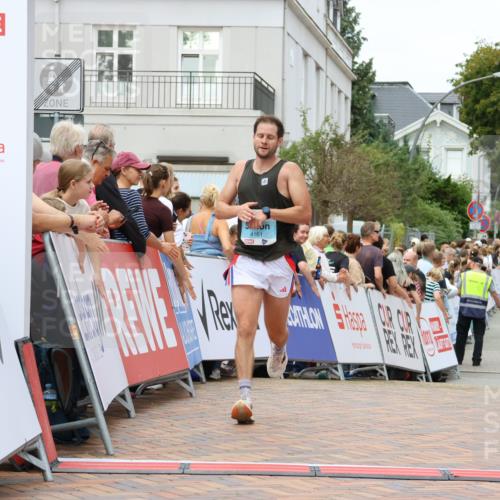 31.08.2025 - 21. Blankeneser Heldenlauf Strokosch-Dieckow http://msf.ph/oto/8659382 31.08.2025 11:49:51 Ziel 4161 meine-sportfotos.de