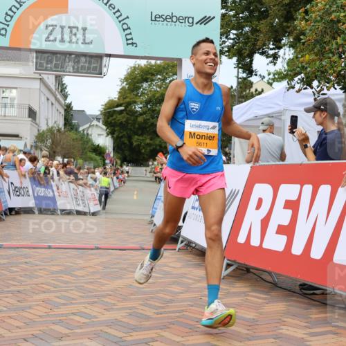 31.08.2025 - 21. Blankeneser Heldenlauf Strokosch-Dieckow http://msf.ph/oto/8659386 31.08.2025 11:49:20 Ziel 5611, 4045 meine-sportfotos.de