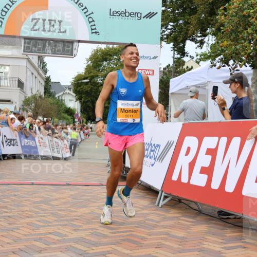 31.08.2025 - 21. Blankeneser Heldenlauf Strokosch-Dieckow http://msf.ph/oto/8659390 31.08.2025 11:49:20 Ziel 5611, 4045 meine-sportfotos.de