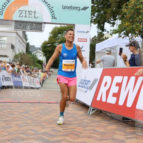31.08.2025 - 21. Blankeneser Heldenlauf Strokosch-Dieckow http://msf.ph/oto/8659392 31.08.2025 11:49:20 Ziel 5611, 4045 meine-sportfotos.de