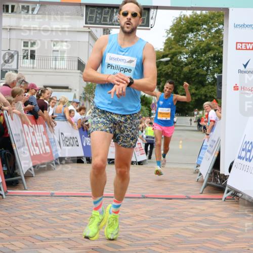 31.08.2025 - 21. Blankeneser Heldenlauf Strokosch-Dieckow http://msf.ph/oto/8659406 31.08.2025 11:49:18 Ziel 5611, 4045 meine-sportfotos.de