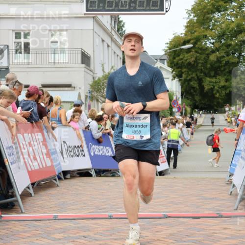 31.08.2025 - 21. Blankeneser Heldenlauf Strokosch-Dieckow http://msf.ph/oto/8659507 31.08.2025 11:48:14 Ziel 4038 meine-sportfotos.de