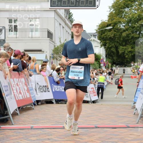 31.08.2025 - 21. Blankeneser Heldenlauf Strokosch-Dieckow http://msf.ph/oto/8659513 31.08.2025 11:48:14 Ziel 4038 meine-sportfotos.de