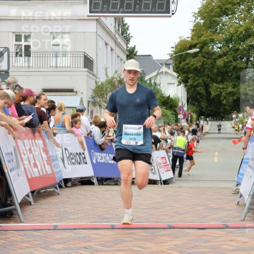 31.08.2025 - 21. Blankeneser Heldenlauf Strokosch-Dieckow http://msf.ph/oto/8659528 31.08.2025 11:48:13 Ziel 4038 meine-sportfotos.de