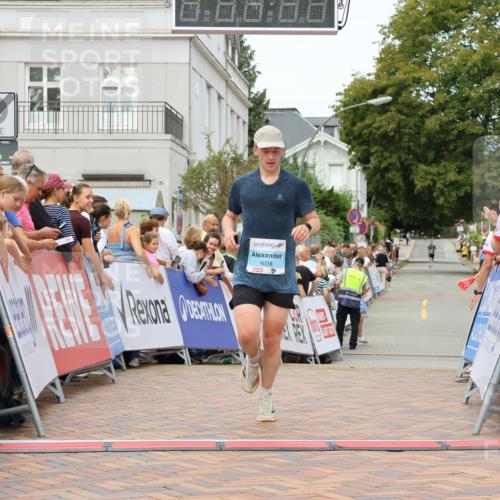 31.08.2025 - 21. Blankeneser Heldenlauf Strokosch-Dieckow http://msf.ph/oto/8659536 31.08.2025 11:48:13 Ziel 4038 meine-sportfotos.de