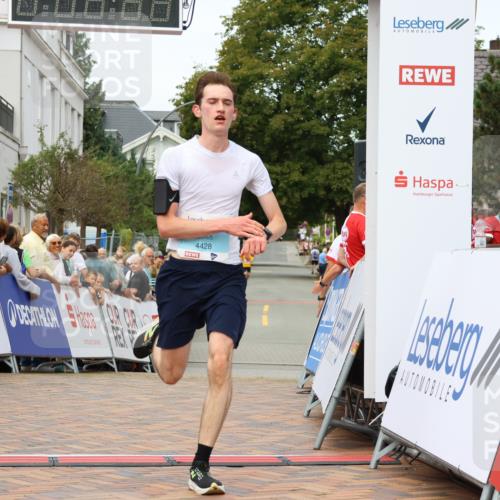 31.08.2025 - 21. Blankeneser Heldenlauf Strokosch-Dieckow http://msf.ph/oto/8659565 31.08.2025 11:47:07 Ziel 4428 meine-sportfotos.de