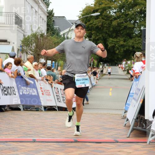 31.08.2025 - 21. Blankeneser Heldenlauf Strokosch-Dieckow http://msf.ph/oto/8659603 31.08.2025 11:46:51 Ziel 4339 meine-sportfotos.de
