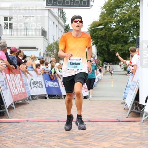 31.08.2025 - 21. Blankeneser Heldenlauf Strokosch-Dieckow http://msf.ph/oto/8659661 31.08.2025 11:46:36 Ziel 4069 meine-sportfotos.de