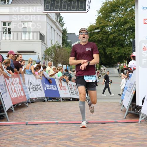 31.08.2025 - 21. Blankeneser Heldenlauf Strokosch-Dieckow http://msf.ph/oto/8659754 31.08.2025 11:43:52 Ziel 4251 meine-sportfotos.de