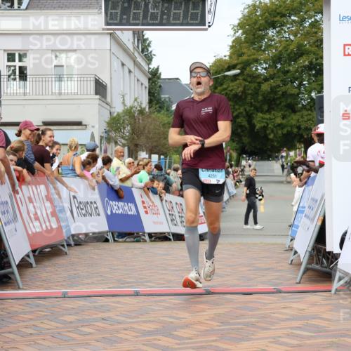 31.08.2025 - 21. Blankeneser Heldenlauf Strokosch-Dieckow http://msf.ph/oto/8659758 31.08.2025 11:43:51 Ziel 4251 meine-sportfotos.de