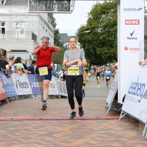 31.08.2025 - 21. Blankeneser Heldenlauf Strokosch-Dieckow http://msf.ph/oto/8659773 31.08.2025 10:28:32 Ziel 2249, 2173, 2727 meine-sportfotos.de