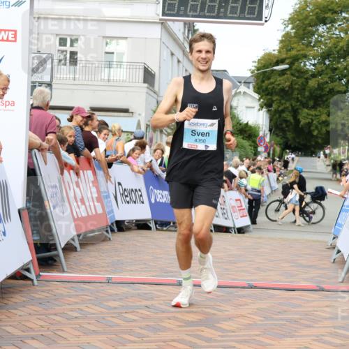 31.08.2025 - 21. Blankeneser Heldenlauf Strokosch-Dieckow http://msf.ph/oto/8659786 31.08.2025 11:42:54 Ziel 4350 meine-sportfotos.de