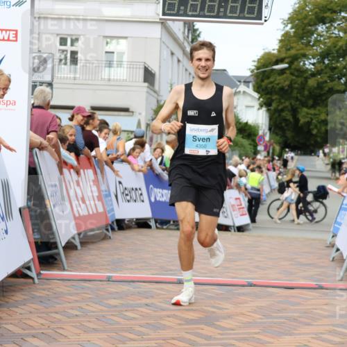 31.08.2025 - 21. Blankeneser Heldenlauf Strokosch-Dieckow http://msf.ph/oto/8659788 31.08.2025 11:42:54 Ziel 4350 meine-sportfotos.de