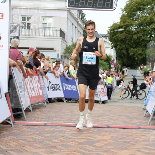 31.08.2025 - 21. Blankeneser Heldenlauf Strokosch-Dieckow http://msf.ph/oto/8659794 31.08.2025 11:42:54 Ziel 4350 meine-sportfotos.de
