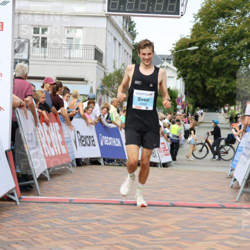 31.08.2025 - 21. Blankeneser Heldenlauf Strokosch-Dieckow http://msf.ph/oto/8659796 31.08.2025 11:42:54 Ziel 4350 meine-sportfotos.de