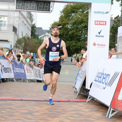 31.08.2025 - 21. Blankeneser Heldenlauf Strokosch-Dieckow http://msf.ph/oto/8659813 31.08.2025 11:42:32 Ziel 4409 meine-sportfotos.de