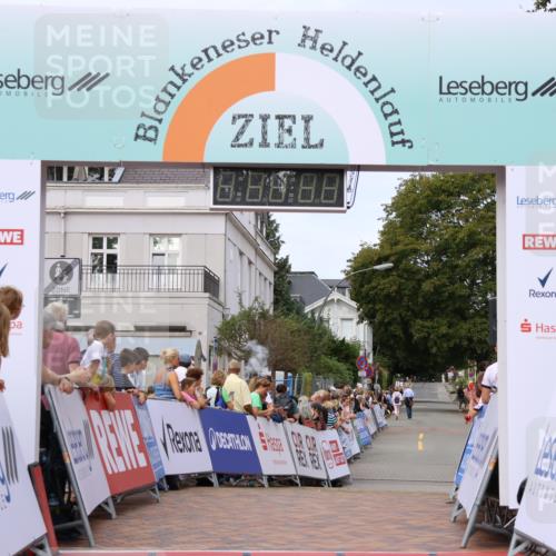 31.08.2025 - 21. Blankeneser Heldenlauf Strokosch-Dieckow http://msf.ph/oto/8659900 31.08.2025 11:40:42 Ziel  meine-sportfotos.de