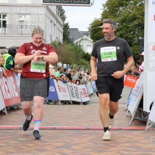 31.08.2025 - 21. Blankeneser Heldenlauf Strokosch-Dieckow http://msf.ph/oto/8659983 31.08.2025 11:38:08 Ziel 3046, 3543 meine-sportfotos.de