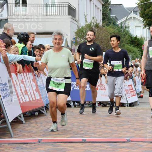 31.08.2025 - 21. Blankeneser Heldenlauf Strokosch-Dieckow http://msf.ph/oto/8660060 31.08.2025 11:36:00 Ziel 3607, 3722, 3072 meine-sportfotos.de