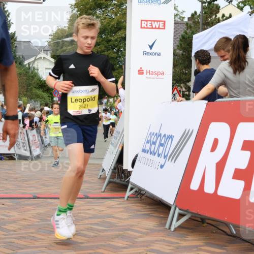 31.08.2025 - 21. Blankeneser Heldenlauf Strokosch-Dieckow http://msf.ph/oto/8660078 31.08.2025 10:27:07 Ziel 1101, 2150, 2205, 2521, 2517 meine-sportfotos.de