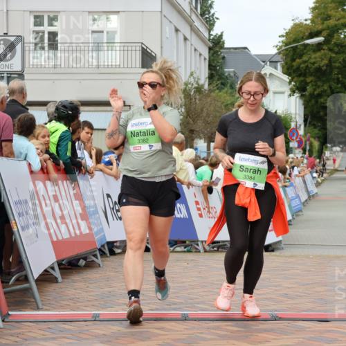 31.08.2025 - 21. Blankeneser Heldenlauf Strokosch-Dieckow http://msf.ph/oto/8660205 31.08.2025 11:33:57 Ziel 3384, 3382 meine-sportfotos.de