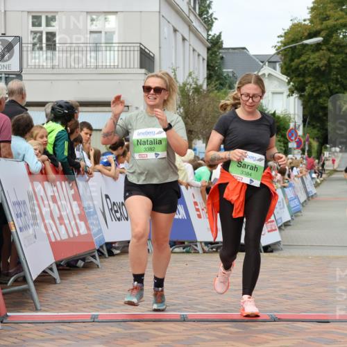 31.08.2025 - 21. Blankeneser Heldenlauf Strokosch-Dieckow http://msf.ph/oto/8660209 31.08.2025 11:33:57 Ziel 3384, 3382 meine-sportfotos.de