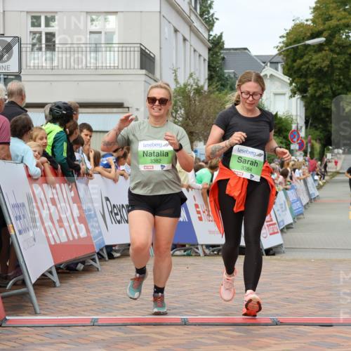 31.08.2025 - 21. Blankeneser Heldenlauf Strokosch-Dieckow http://msf.ph/oto/8660211 31.08.2025 11:33:57 Ziel 3384, 3382 meine-sportfotos.de