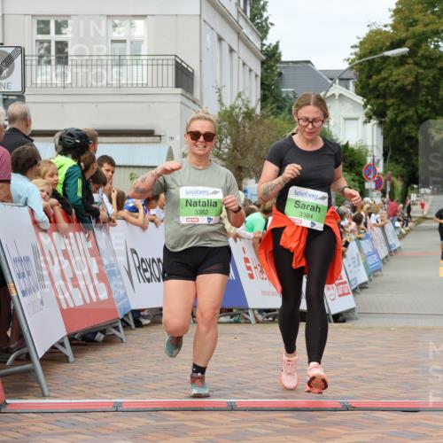 31.08.2025 - 21. Blankeneser Heldenlauf Strokosch-Dieckow http://msf.ph/oto/8660214 31.08.2025 11:33:57 Ziel 3384, 3382 meine-sportfotos.de