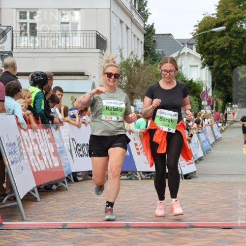 31.08.2025 - 21. Blankeneser Heldenlauf Strokosch-Dieckow http://msf.ph/oto/8660216 31.08.2025 11:33:57 Ziel 3384, 3382 meine-sportfotos.de