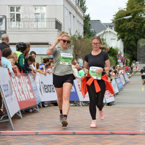 31.08.2025 - 21. Blankeneser Heldenlauf Strokosch-Dieckow http://msf.ph/oto/8660220 31.08.2025 11:33:57 Ziel 3384, 3382 meine-sportfotos.de