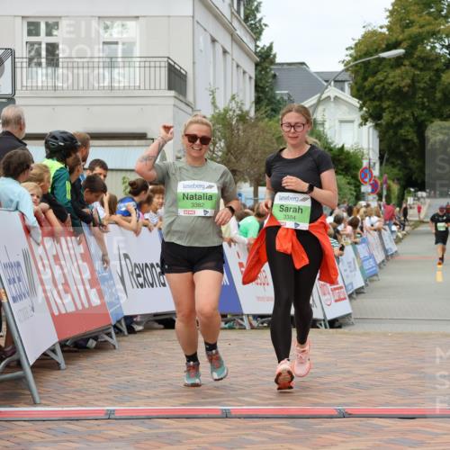 31.08.2025 - 21. Blankeneser Heldenlauf Strokosch-Dieckow http://msf.ph/oto/8660224 31.08.2025 11:33:57 Ziel 3384, 3382 meine-sportfotos.de