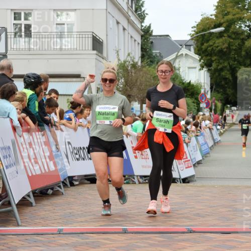 31.08.2025 - 21. Blankeneser Heldenlauf Strokosch-Dieckow http://msf.ph/oto/8660226 31.08.2025 11:33:56 Ziel 3384, 3382 meine-sportfotos.de