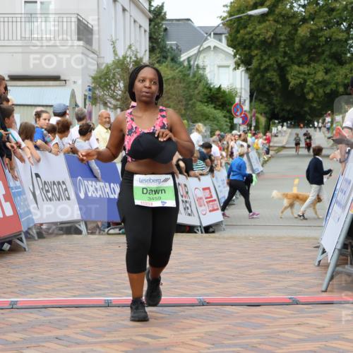 31.08.2025 - 21. Blankeneser Heldenlauf Strokosch-Dieckow http://msf.ph/oto/8660250 31.08.2025 11:33:23 Ziel 3047, 3144, 3459 meine-sportfotos.de